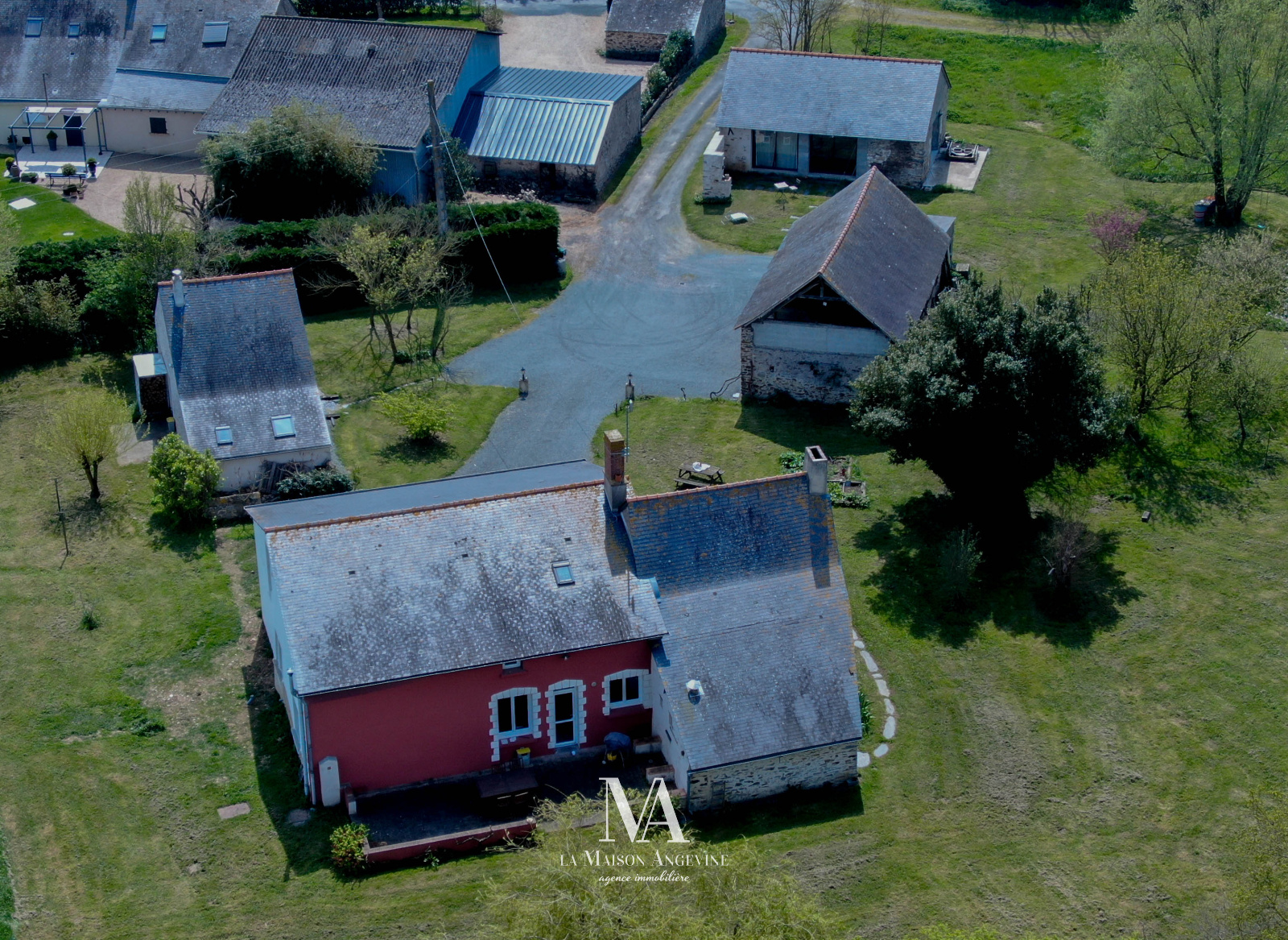 Vente maison Mozé-sur-Louet 7 pièces 221m² 466500€ | LA MAISON ANGEVINE