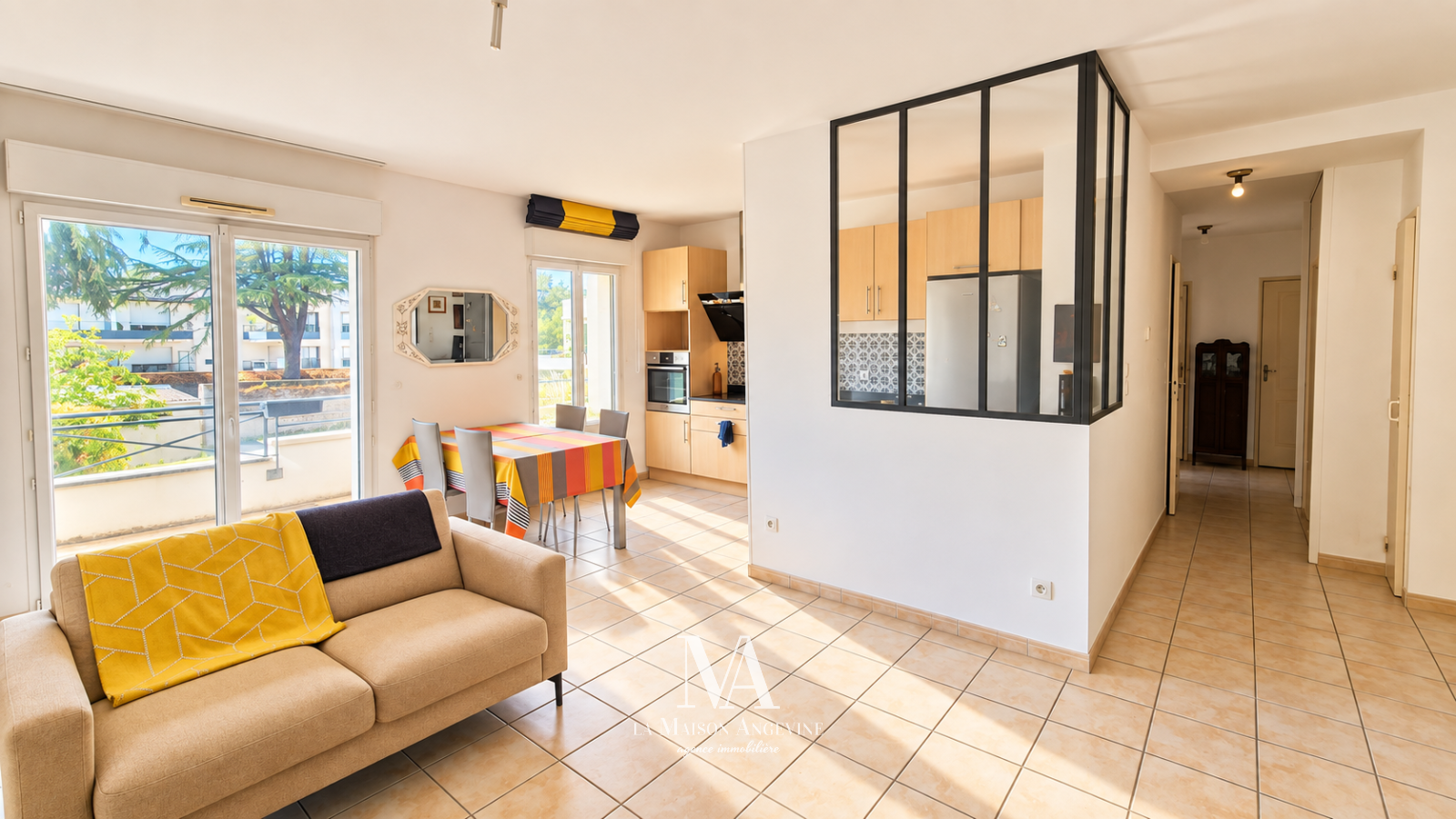 Appartement 3 pièces 69 m² · à Avrille · 69,1 m² · 248 700 €